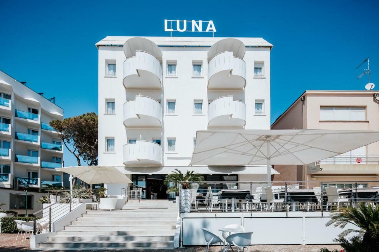 Hotel Luna لينانو سابيادورو المظهر الخارجي الصورة